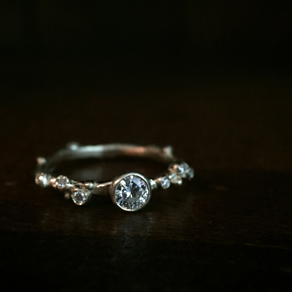 encrusted 1 branch solitaire